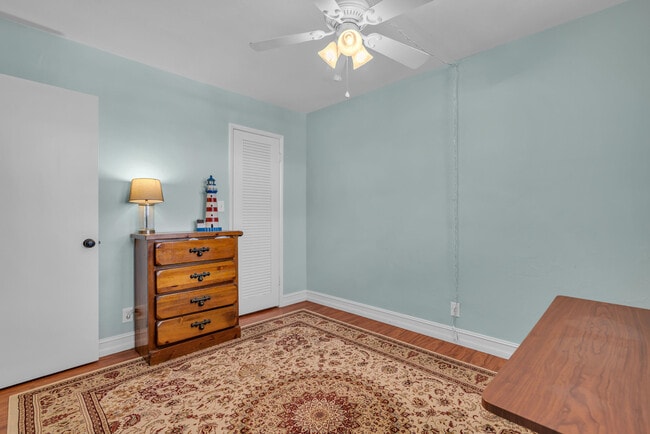 Building Photo - 4500 N Federal Hwy