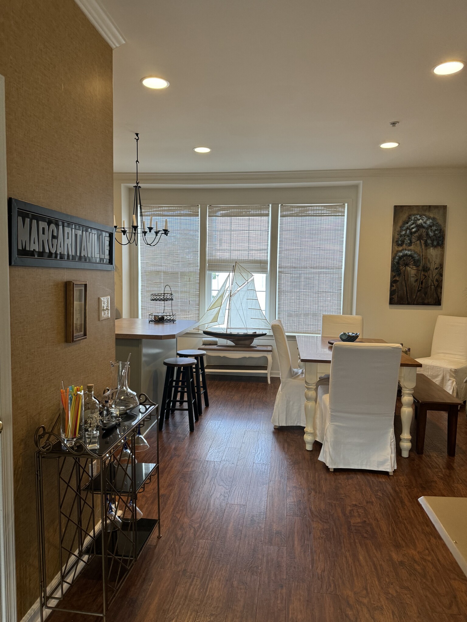 Building Photo - 35821 S Gloucester Cir