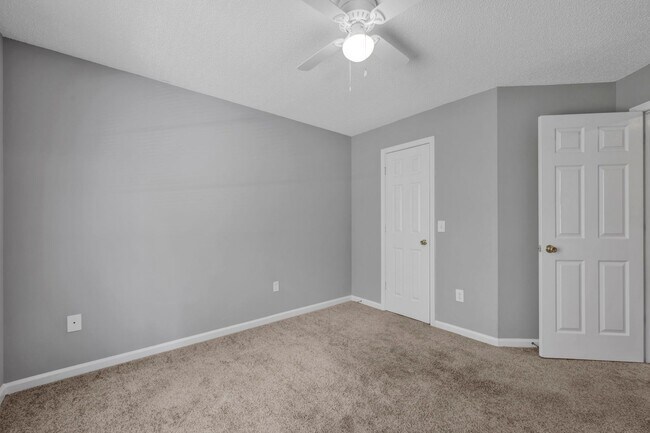 Building Photo - 2br 2ba apartment, China Grove NC - $1095....