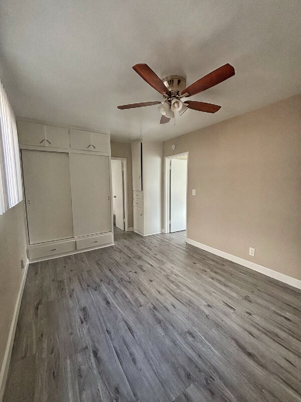 Building Photo - 824 S Flower St