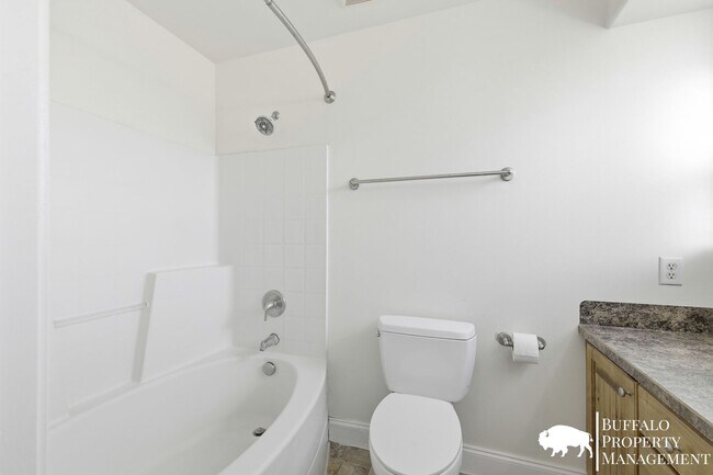 Building Photo - Charming 4-Bedroom Home for Rent in Ammon, ID!