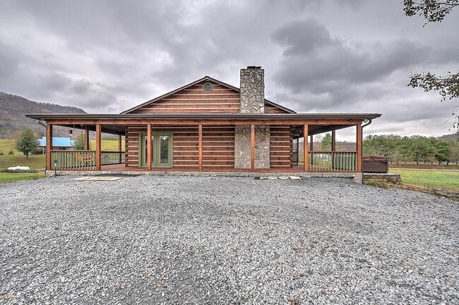 Building Photo - 13625 Horton Hwy