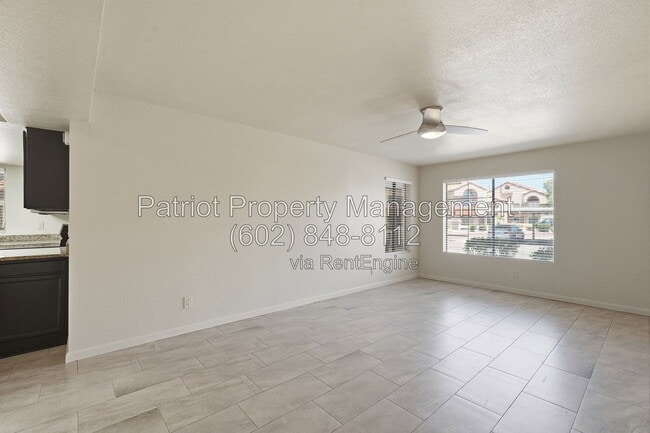 Building Photo - 839 S Westwood