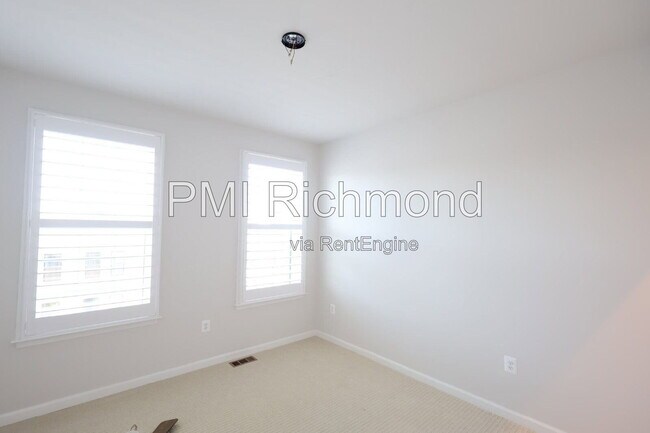 Building Photo - 13273 Coalfield Station Ln