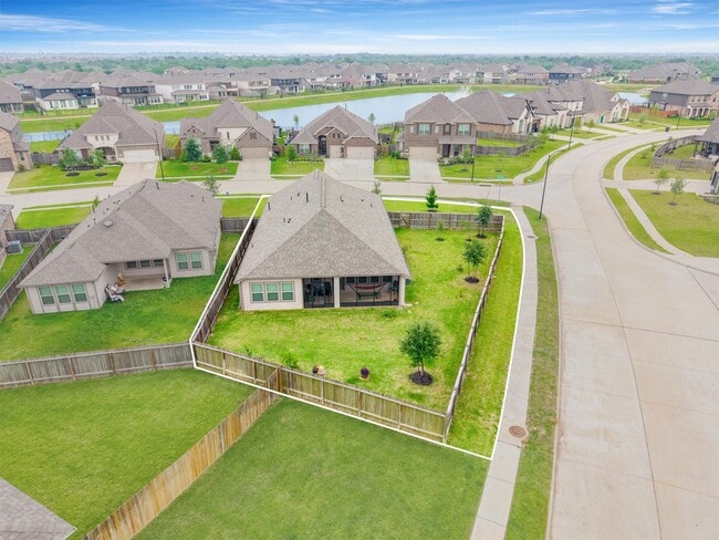 Building Photo - 6303 Cambrai Wood Ln