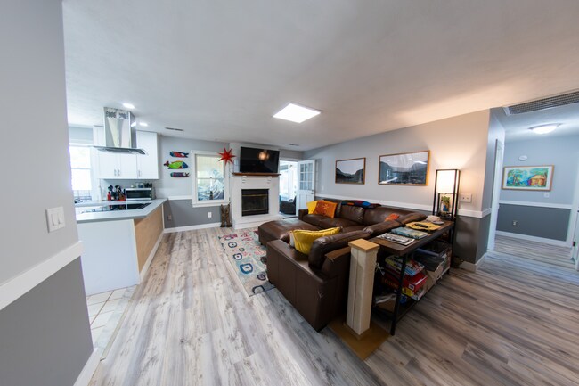 Building Photo - Barnards Landing Road | 3 bedrooms, 2 baths