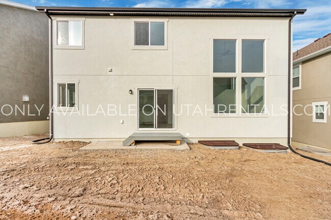 Building Photo - 4283 W Gate Keeper Dr
