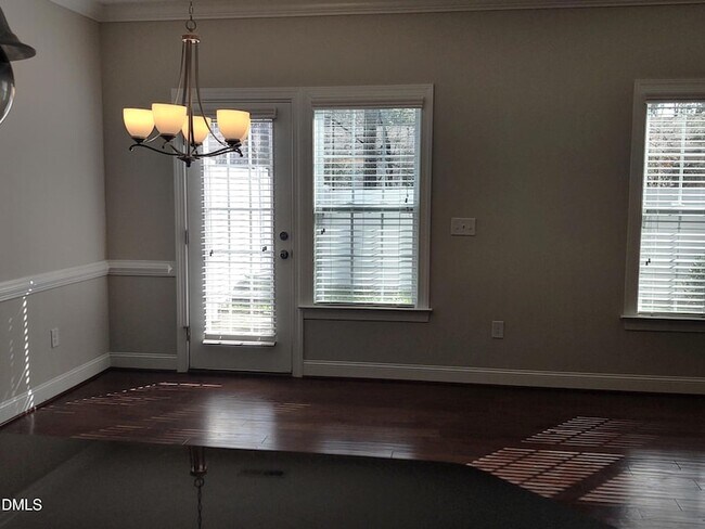 Building Photo - 2719 Masonboro Ferry Dr