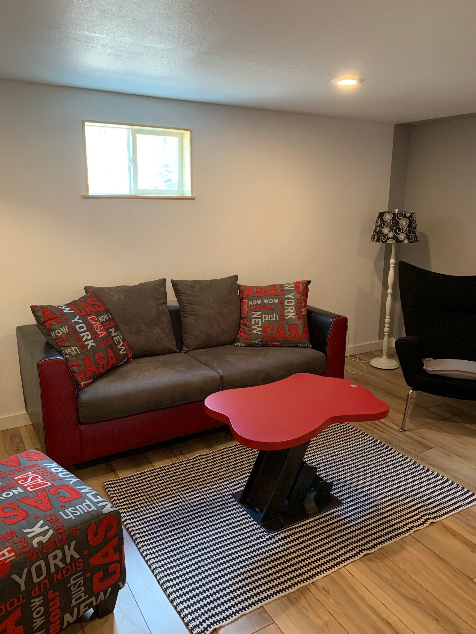 Building Photo - 6915 Yates St