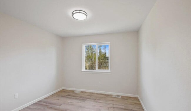 Building Photo - 323 Ashbrook Dr