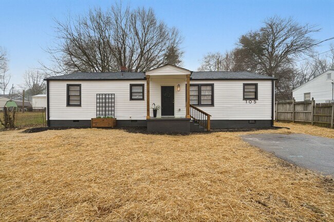 Building Photo - Downtown Greenville Market- Fully Renovate...