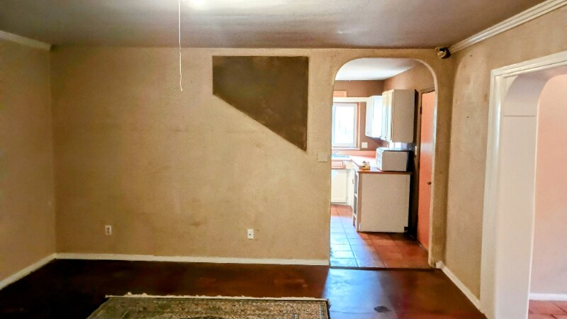 Building Photo - 6547 MacArthur Dr