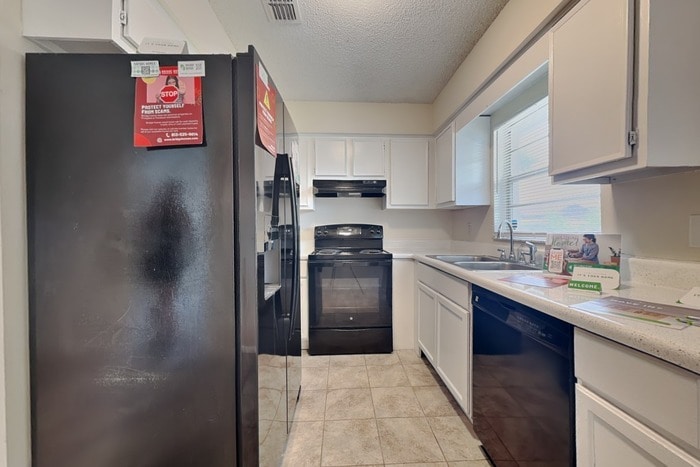 Building Photo - 39643 Meadowood Loop