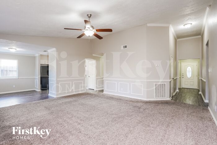 Building Photo - 16950 Nicole Ln