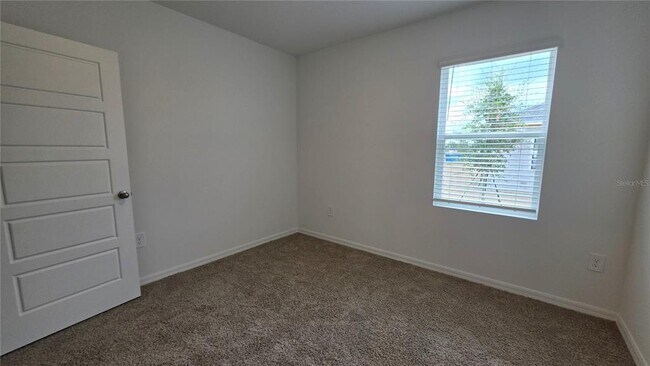 Building Photo - 4075 LIMEKLIN FALLS Loop