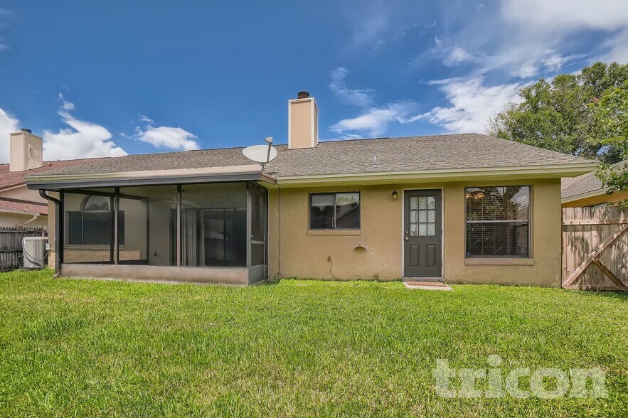 Building Photo - 787 Tomlinson Terrace
