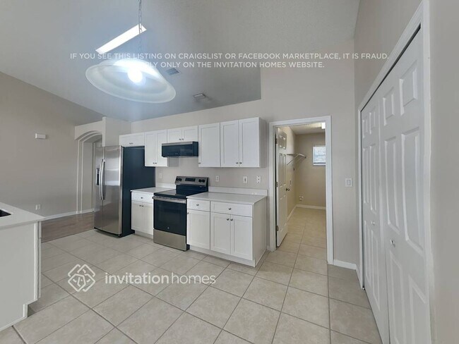 Building Photo - 5755 Fairbridge St