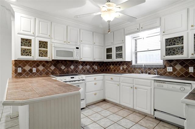 Building Photo - 1812 Kynette Dr