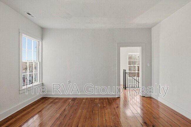 Building Photo - 27 S Jefferson St