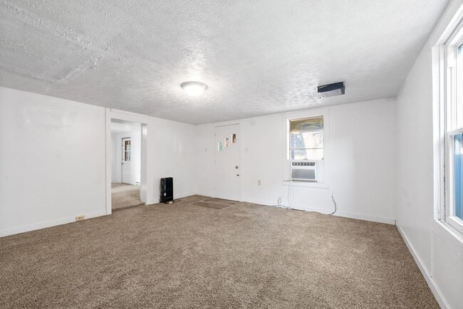 Building Photo - 1124 Palmyra Rd