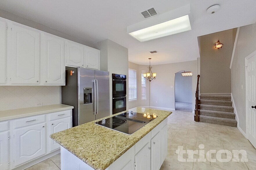 Building Photo - 5813 Norfolk Ln