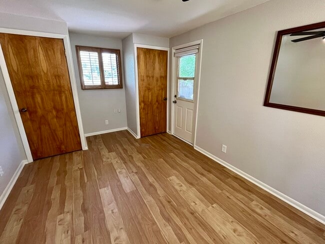 Building Photo - 3375 Fenton St