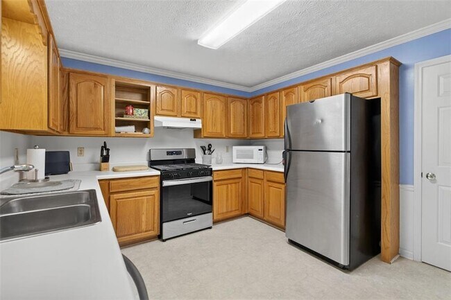 Building Photo - 2222 Amber Creek Trail