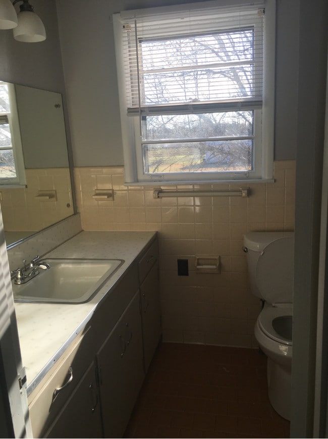 Building Photo - 967 Ford Chapel Rd