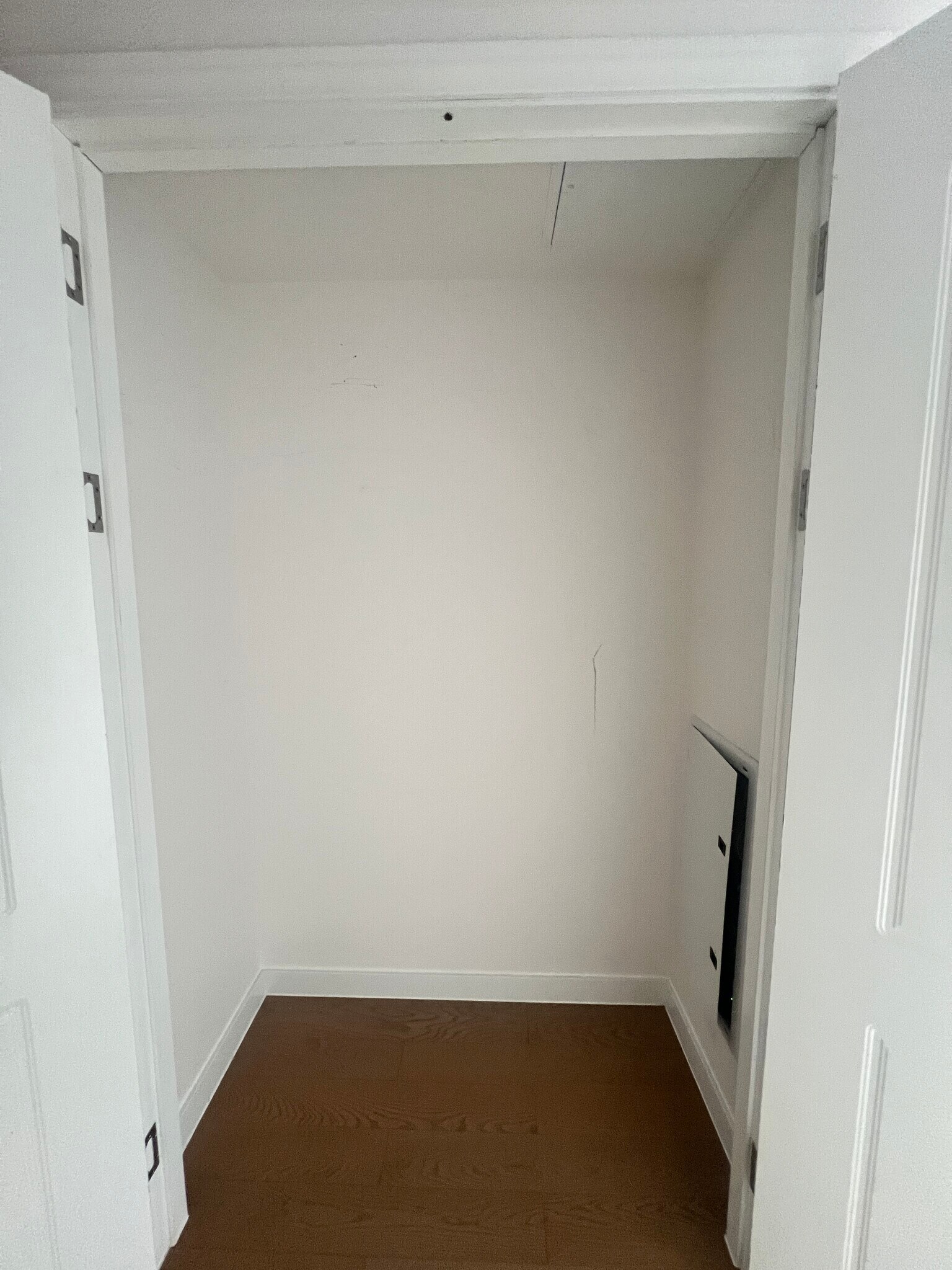 Closet - 3726 32nd St