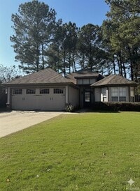 Building Photo - 9133 Saw Tooth Loop