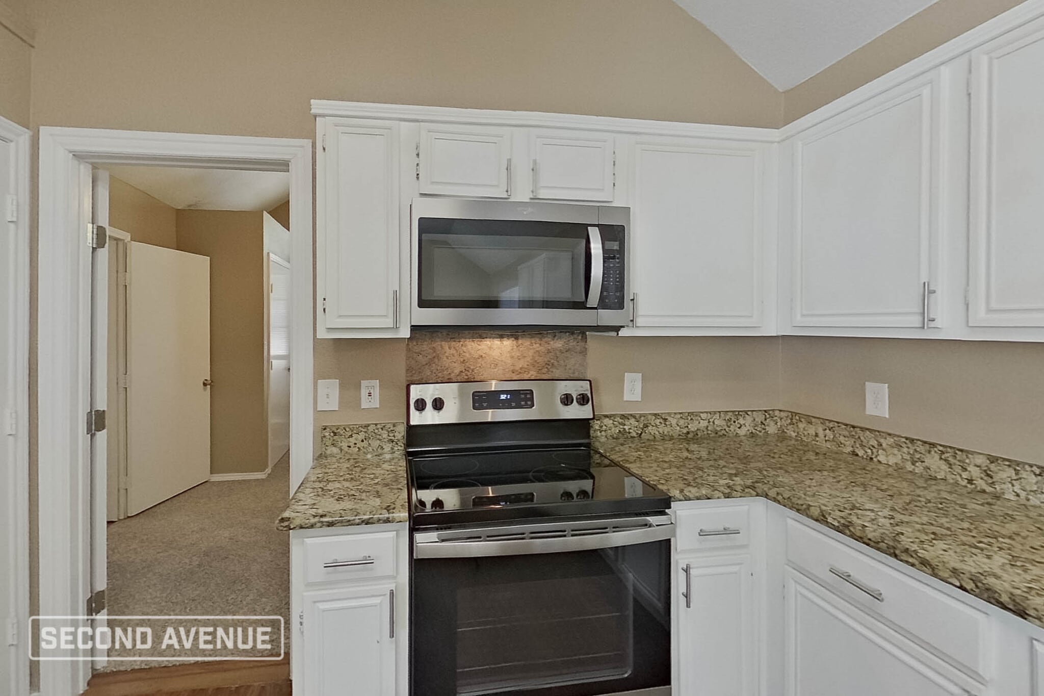 Building Photo - 616 Elm Falls Pl