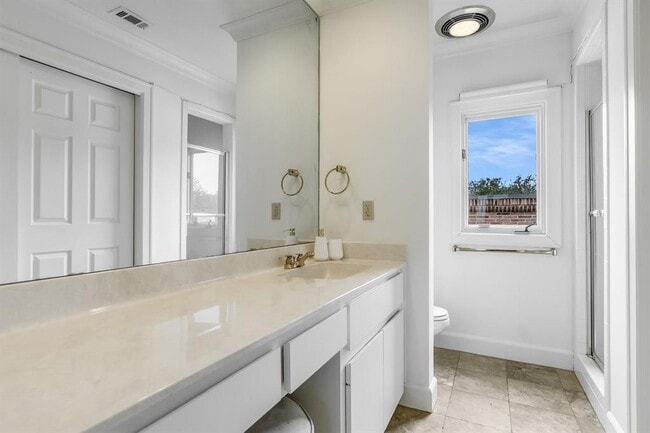 Building Photo - 78 Pascal Ln