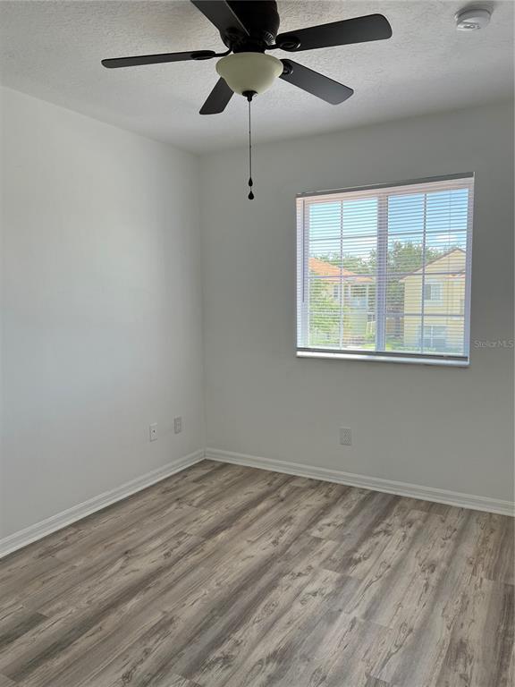Building Photo - 1205 S Beach Cir