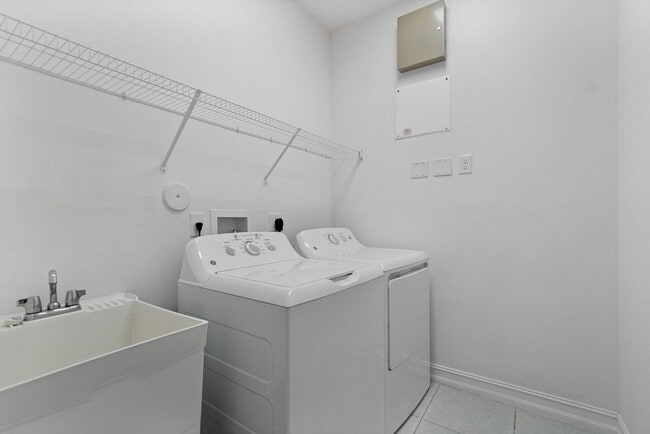 Building Photo - 8087 Fire Opal Ln
