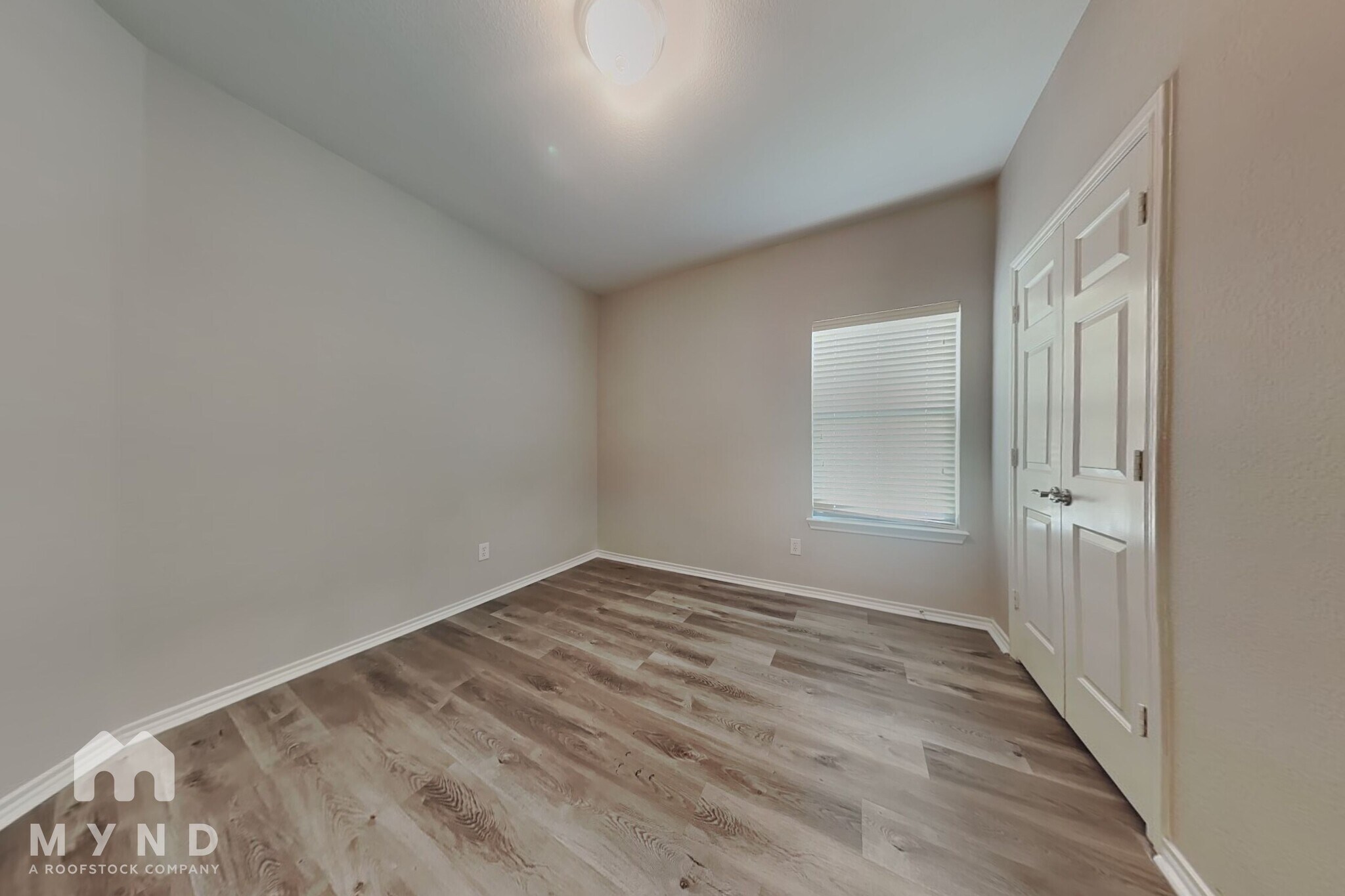 Building Photo - 10861 Hawks Landing Rd