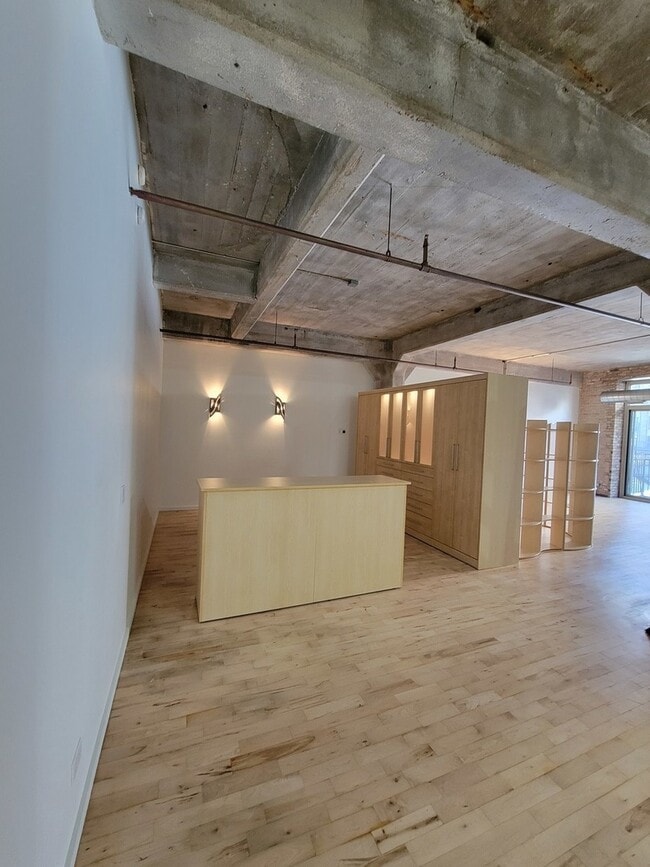 Building Photo - 1528 S Wabash Ave