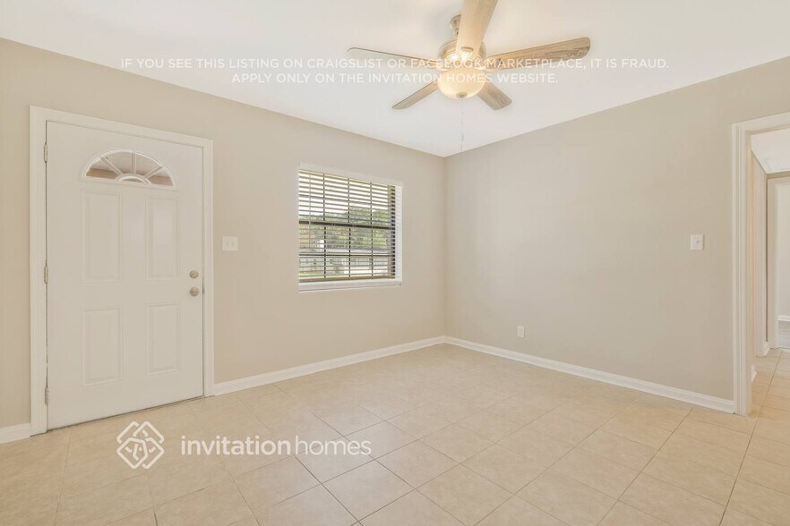 Building Photo - 6346 Commodore Dr