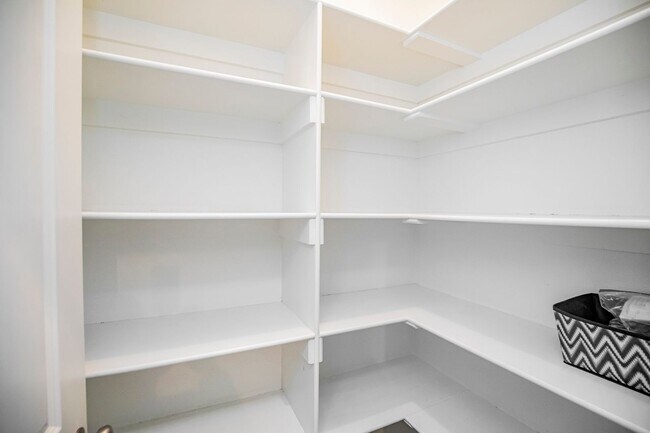 Building Photo - ***1104 S. Taylor ***