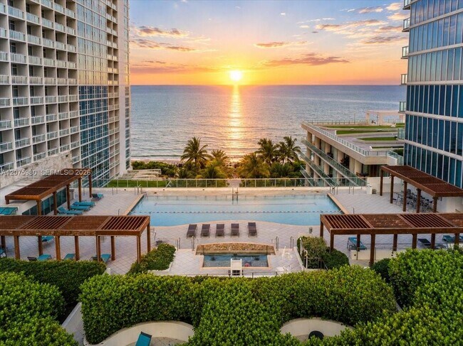 Building Photo - 6799 Collins Ave