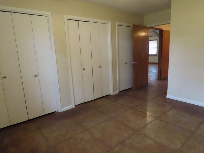 Building Photo - Whitehouse ISD! Spacious 3 Bedroom, 2 Bath...