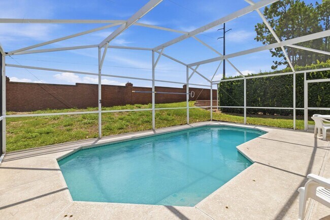Building Photo - Pool Home in Florida Pines | Pool Service Included