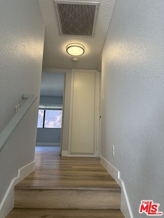 Building Photo - 4549 Alla Rd