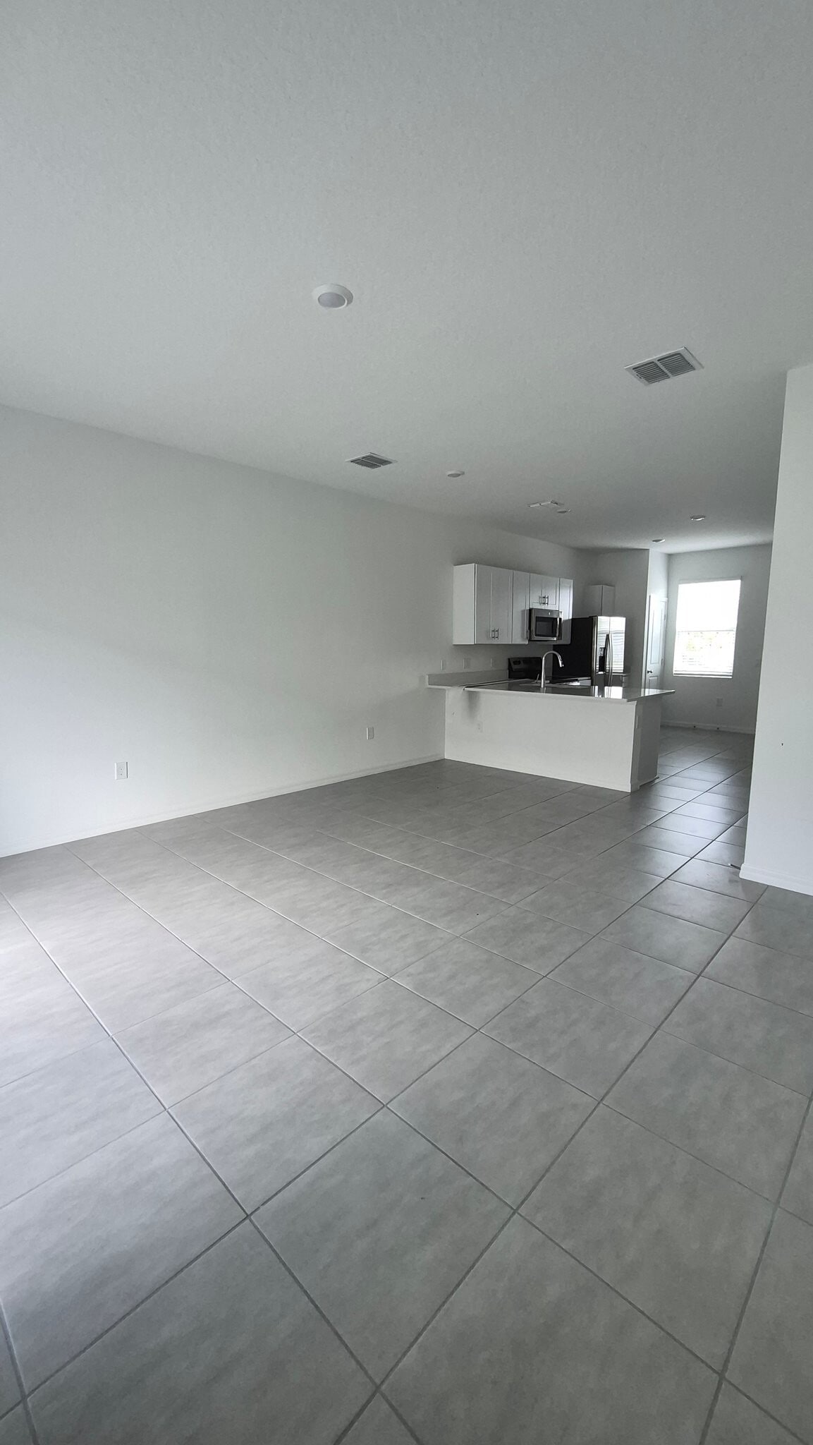 Building Photo - 3064 Skyline Lp