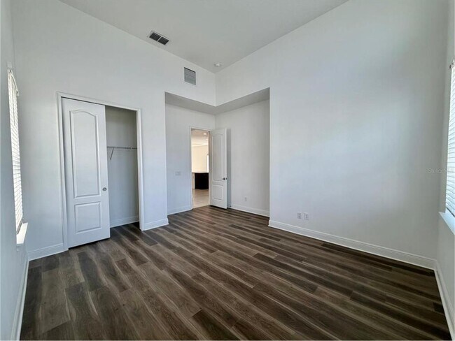 Building Photo - 13372 Stoddart Ave