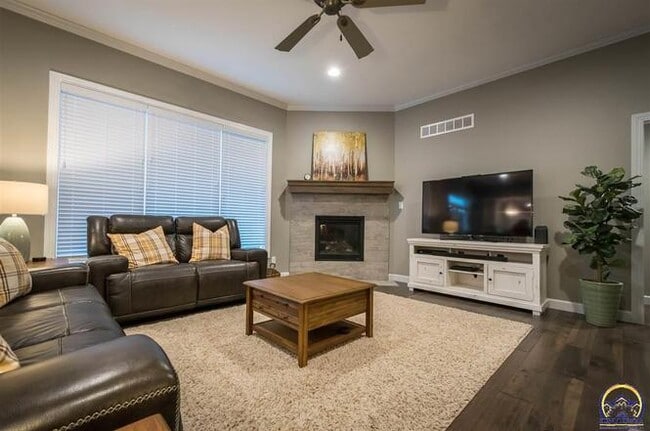 Building Photo - 7616 SW Lowell Ln