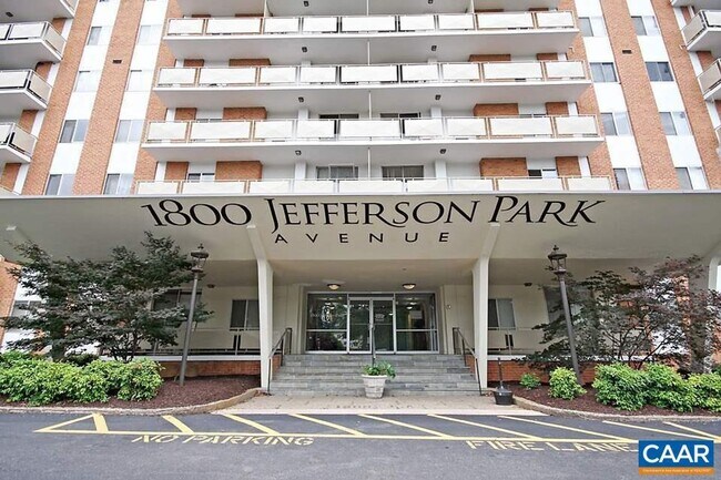 Primary Photo - Newly Remodeled 1-Bedroom Apartment on JPA