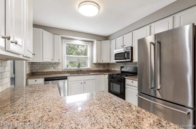 Building Photo - 4313 Berkshire Rd