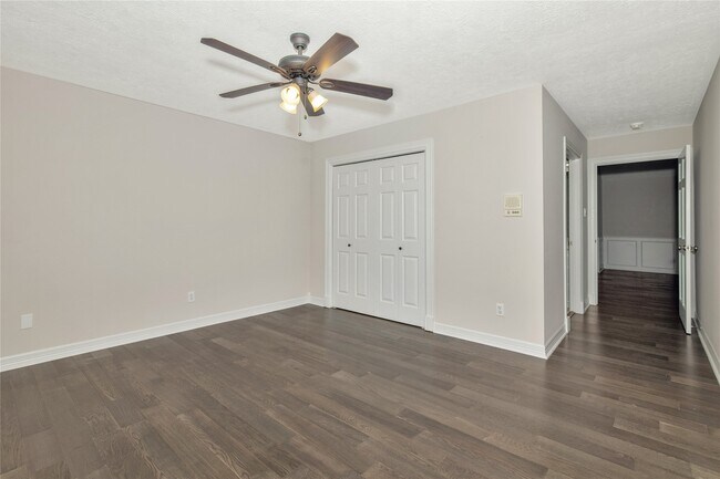 Building Photo - 11771 Quail Creek Dr