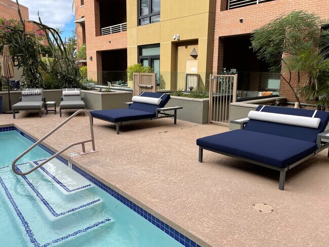 Building Photo - 7301 E 3rd Ave