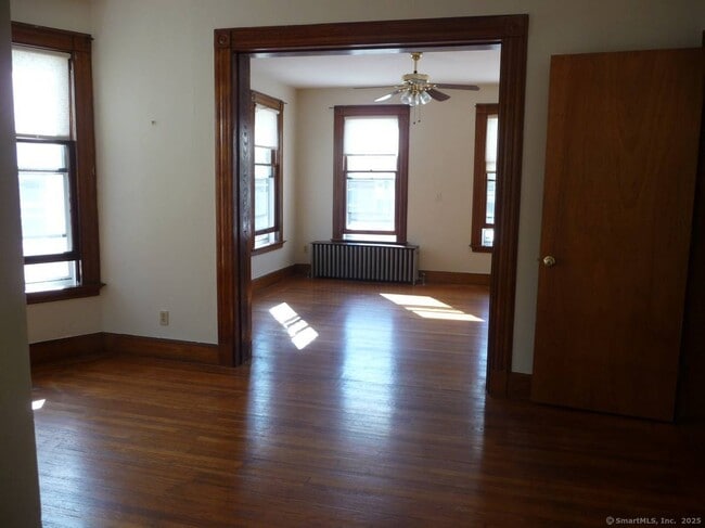 Building Photo - 163 Livingston St